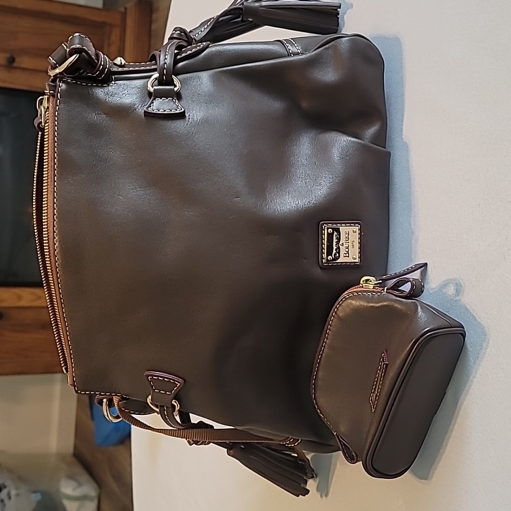 Dooney Bourke